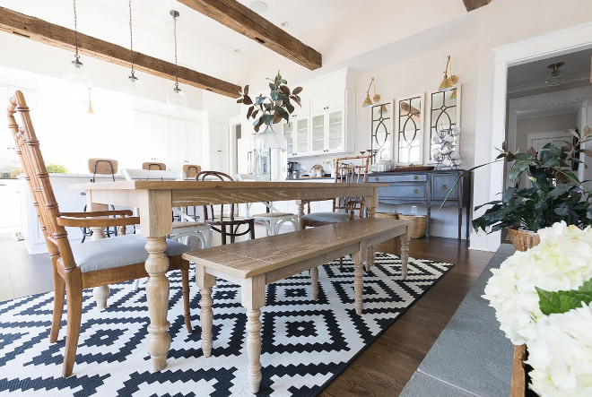 Open farmhouse kitchen nook. Open farmhouse kitchen nook design. Open farmhouse kitchen nook ideas. Open farmhouse kitchen nook layout #Openfarmhousekitchennook #kitchennook Beautiful Homes of Instagram @greensprucedesigns