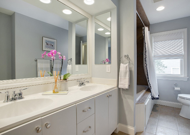 Sherwin Williams SW 7015 Repose Gray. Grey bathroom paint color Sherwin Williams SW 7015 Repose Gray. Sherwin Williams SW 7015 Repose Gray #SherwinWilliamsSW7015ReposeGray Revision LLC