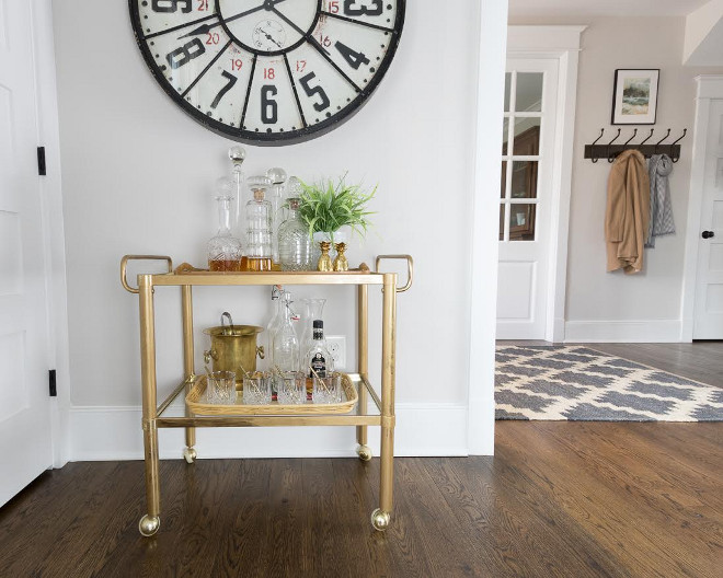 Vintage Brass Bar Cart. Vintage Brass Bar Cart. Vintage Brass Bar Cart #VintageBarcart #BrassBarCart Beautiful Homes of Instagram @greensprucedesigns