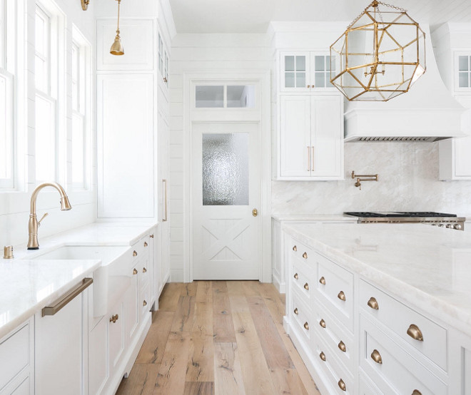 Brass Hardware. Kitchen Cabinet Brass Hardware. The brass cabinet hardware is Atlas and the finish is Champagne. #brasshardware #kitchenbrasshardware #cabinetbrasshardware #brass #hardware Built by Artisan Signature Homes. Interior Design by Gretchen Black from Greyhouse Design