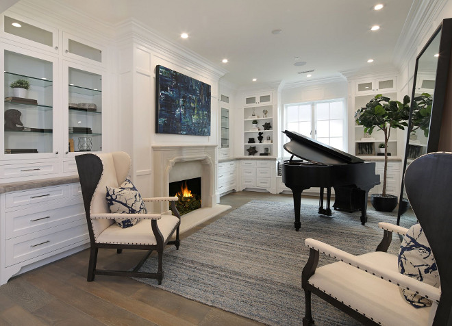 Living room white built in cabinet paint color- The white built in cabinet paint color is Dunn Edwards DEW380 White in Semi-Gloss- Dunn Edwards DEW380 White in Semi-Gloss #DunnEdwards #DEW380 #White #SemiGloss Brandon Architects, Inc