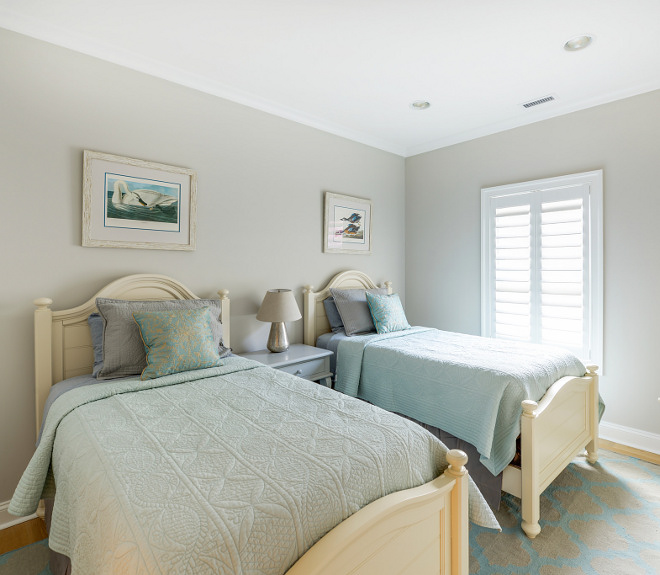 Beach Cottage With Neutral Coastal Interiors Home Bunch