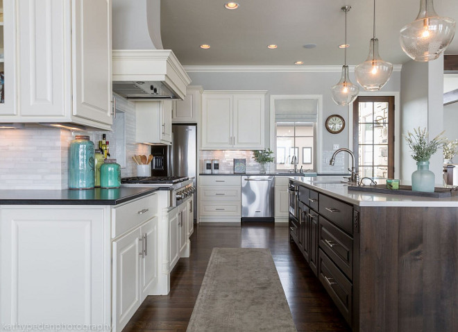 Kitchen Layout. Kitchen Layout Ideas. Kitchen Layout. This kitchen feels spacious yet easy to work within the space. Kitchen Layout. Kitchen Layout #Kitchen #Layout #KitchenLayout Restyle Design, LLC.