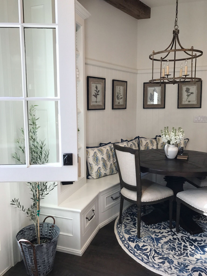 Breakfast Nook Banquette. Built in Banquette Breakfast Nook. Round Breakfast Nook Banquette. Breakfast Nook Banquette Wall paneling. Breakfast Nook Banquette Ideas #BreakfastNook #Banquette #BuiltinBanquette #RoundBreakfastNook #RoundBanquette #BreakfastNookBanquette #Wallpaneling. #Banquettepaneling #BreakfastNookIdeas #BanquetteIdeas Beautiful Homes of Instagram @SanctuaryHomeDecor