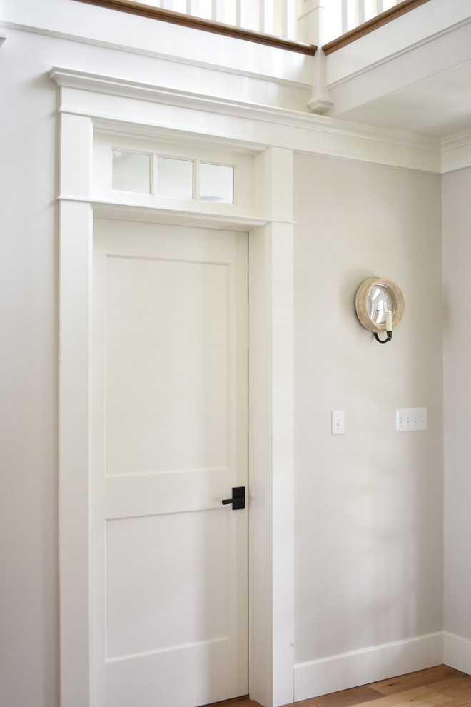 Benjamin Moore Pale Oak. I often recommend Benjamin Moore Pale Oak to my clients. It goes perfectly with Benjamin Moore White Dove trim as we can see here. Benjamin Moore Pale Oak #BenjaminMoorePaleOak Kate Abt Design