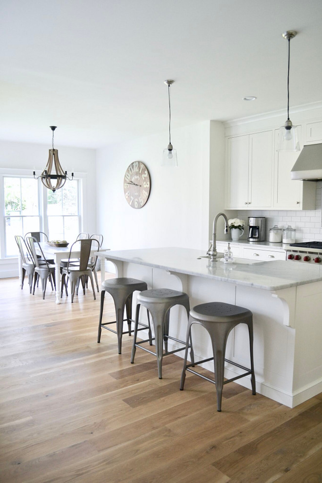 Farmhouse Kitchen Flooring. Farmhouse kitchen hardwood flooring. Farmhouse kitchen hardwood flooring 7” White Oak with Woca White Oil Finish #Farmhousekitchenflooring #Farmhousekitchenhardwoodflooring #hardwoodflooring #WhiteOak #WocaWhiteOilFinishHome Bunch's Beautiful Homes of Instagram @sweetthreadsco