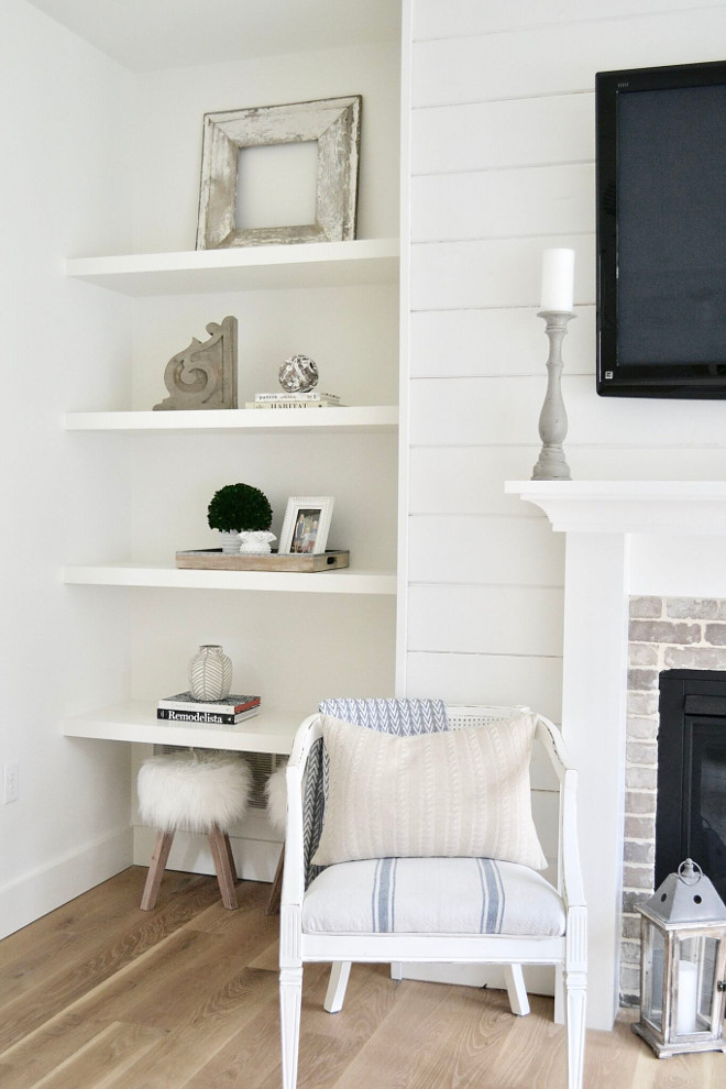 Farmhouse Living Room Built in Decor. The built ins are a mix of new and old finds from some of my favorite stores or flea markets. I have loved filling them with treasures than with meaningless pieces. They will be full one day but for now I am enjoying the clean, simple style. Farmhouse Living Room Built in Decor Ideas. Farmhouse Living Room Built in Decor #FarmhouseLivingRoom #BuiltinDecor Home Bunch's Beautiful Homes of Instagram @sweetthreadsco