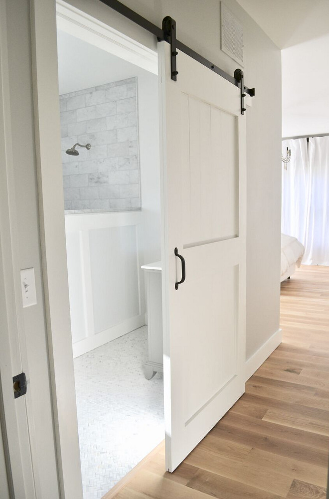 Master Bathroom Barn Door. DIY Master Bathroom Barn Door. My husband built a barn door to add more privacy to the space. Master Bathroom Barn Door Tutorial. Master Bathroom Barn Door Ideas #MasterBathroomBarnDoor #BarnDoor #DIYBarnDoor #BarnDoorTutorial Home Bunch's Beautiful Homes of Instagram @sweetthreadsco