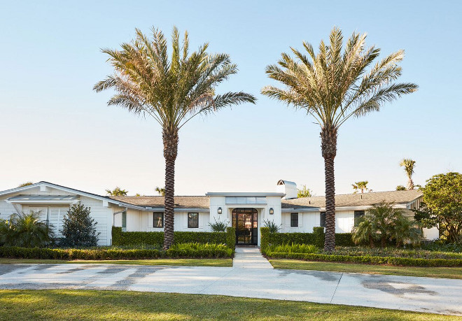 Ranch-style Beach House. Ranch-style Florida Beach House. Ranch-style Beach House #RanchstyleBeachHouse Andrew Howard Interior Design