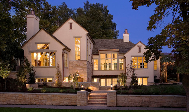 Exterior stone. Home Exterior stone. Exterior stone ideas. Exterior stone #Exteriorstone Jackson and LeRoy