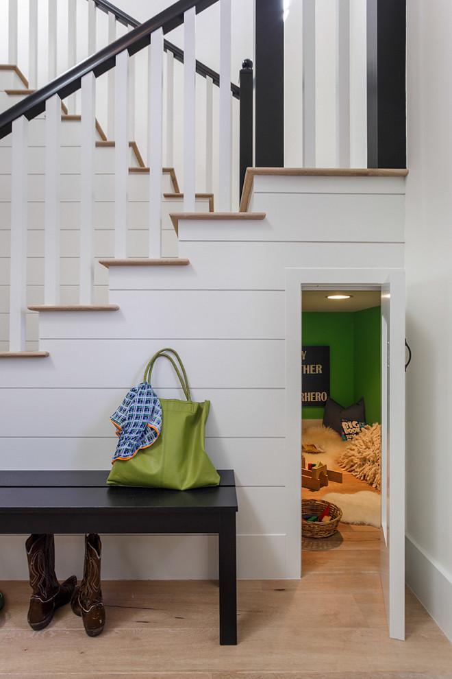 Benjamin Moore Simply White Trim Shiplap Paint Color. Benjamin Moore Simply White Trim Shiplap Paint Color. Benjamin Moore Simply White Trim Shiplap Paint Color #BenjaminMooreSimplyWhite #Trimpaintcolor #trim #ShiplapPaintColor #Shiplap Home Bunch's Best White Benjamin Moore Paint Colors Von Fitz Design