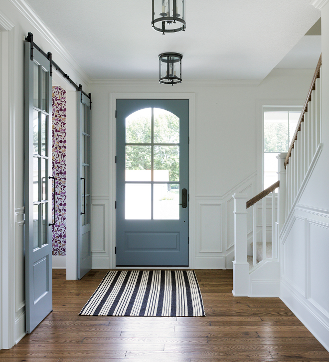 Grey interior door paint color. Interior door paint color Sherwin Williams Grey Matters SW 7066 #greyinteriordoor #paintcolor #SherwinWilliamsGreyMattersSW7066 #SherwinWilliamsGreyMatters #SherwinWilliamsSW7066 Bria Hammel Interiors