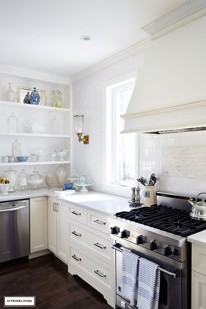 Off white kitchen with white Quartz countertops in Misty Carrera. Off white kitchen with white Quartz countertops in Misty Carrera #Offwhitekitchen #whiteQuartzcountertops #quartz #MistyCarrera Beautiful Homes of Instagram @citrineliving Home Bunch