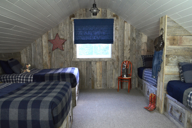 Rustic Barnwood Bunkroom. Rustic Barnwood Bunkroom Shiplap. Rustic Barnwood Bunkroom Bunk Beds #Rustic #Barnwood #Bunkroom Beautiful Homes of Instagram @SanctuaryHomeDecor