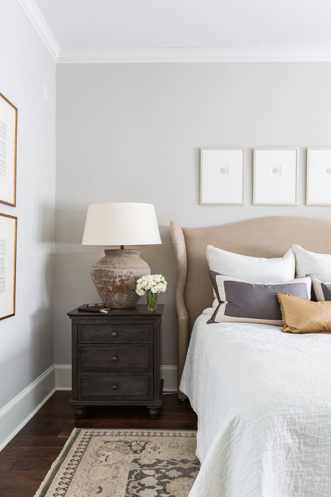 Benjamin Moore Nimbus flat. Benjamin Moore Nimbus. Soft grey paint color Benjamin Moore Nimbus #BenjaminMooreNimbus #paintcolor #flat Marie Flanigan Interiors