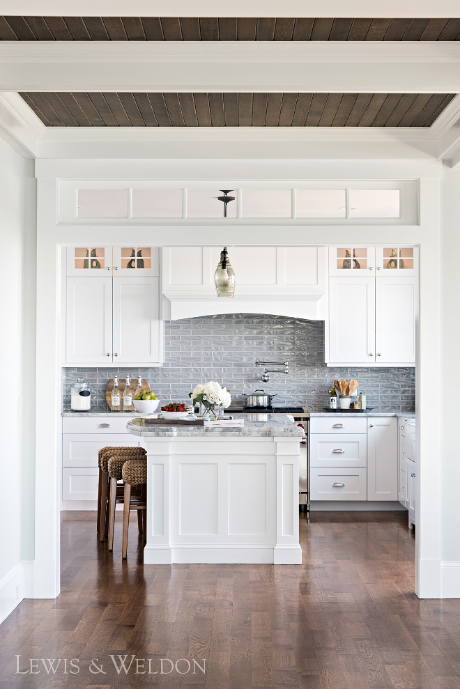 Benjamin Moore OC-151 White. Benjamin Moore OC-151 White. Benjamin Moore OC-151 White. Benjamin Moore OC-151 White #BenjaminMooreOC151White #BenjaminMooreOC151White Lewis & Weldon Custom Kitchens