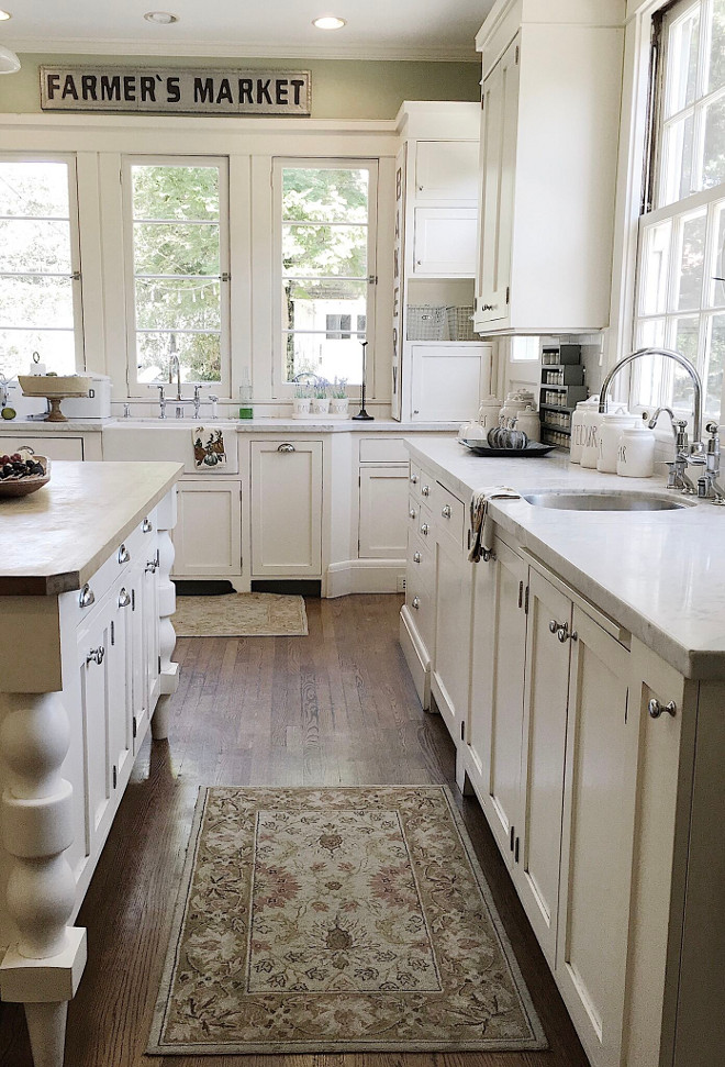 Cabinets – Custom built, paint Dunn Edwards Swiss Coffee. Dunn Edwards Swiss Coffee. Dunn Edwards Swiss Coffee White farmhouse kitchen Dunn Edwards Swiss Coffee #DunnEdwardsSwissCoffee #farmhousekitchen Beautiful Homes of Instagram @my100yearoldhome