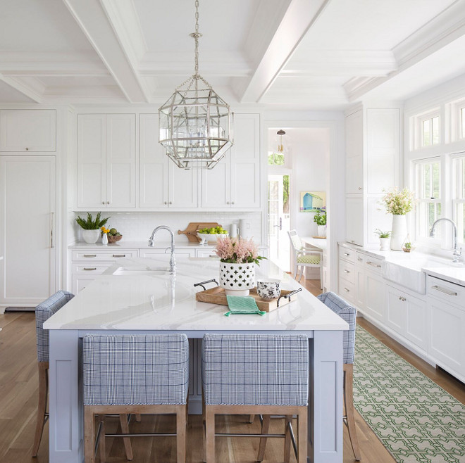 Pendant light in the kitchen is Visual Comfort Morris Lantern.Pendant light in the kitchen is Visual Comfort Morris Lantern.Pendant light in the kitchen is Visual Comfort Morris Lantern. Pendant light in the kitchen is Visual Comfort Morris Lantern. Pendant light in the kitchen is Visual Comfort Morris Lantern. #Pendantlight #kitchen #VisualComfort #MorrisLantern Martha O’Hara Interiors