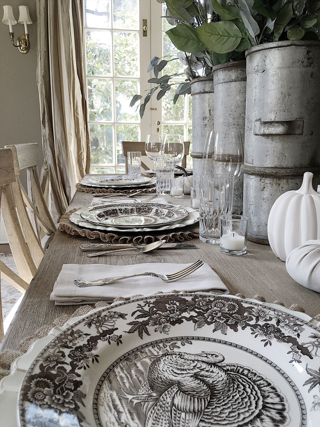Thanksgiving table setting ideas. Thanksgiving table setting ideas. Thanksgiving table setting ideas. Thanksgiving table setting ideas #Thanksgiving #tablesetting #Thanksgivingideas Beautiful Homes of Instagram @my100yearoldhome