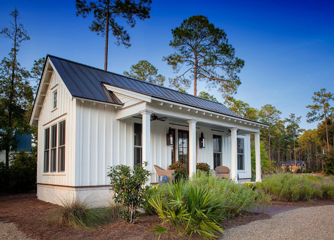 Benjamin Moore Simply White. Benjamin Moore Simply White exterior. Board and batten exterior paint color Benjamin Moore Simply White #BenjaminMooreSimplyWhite #Boardandbatten #exterior #paintcolor Barefoot Interiors Lisa Furey