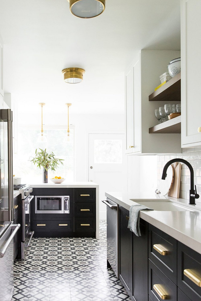 Black and white kitchen Black and white kitchen Black and white kitchen Black and white kitchen Black and white kitchen #Blackandwhitekitchen