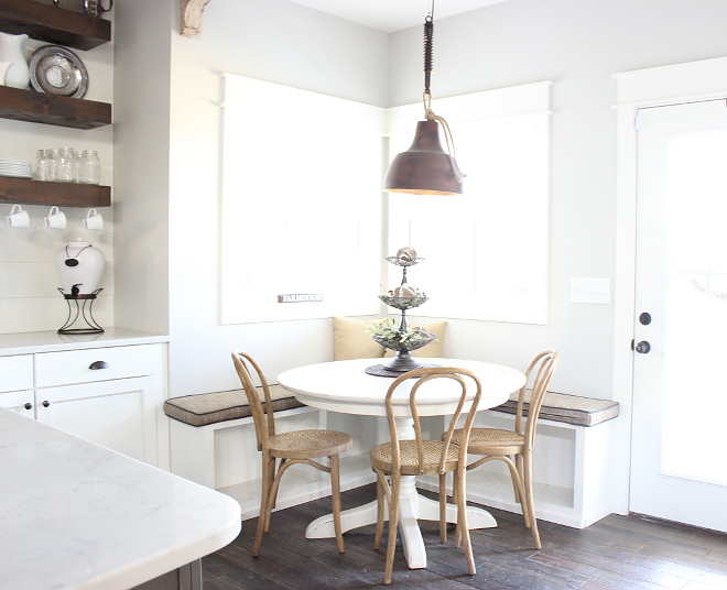 Farmhouse Breakfast Room Inviting Farmhouse Breakfast Room with banquette and rustic farmhouse pendant light Farmhouse Breakfast Room #FarmhouseBreakfastRoom #banquette #rustic #farmhousependantlight Beautiful Homes of Instagram Home Bunch @crateandcottage
