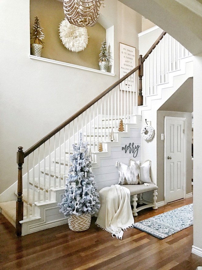 Farmhouse Christmas Foyer Decorating Ideas Farmhouse Christmas Foyer Decorating Ideas Farmhouse Christmas Foyer Decorating Ideas