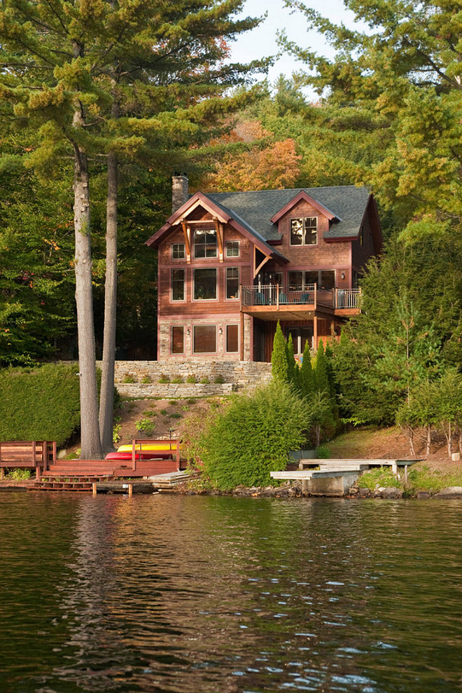 Lakehouse Rustic lakehouse 