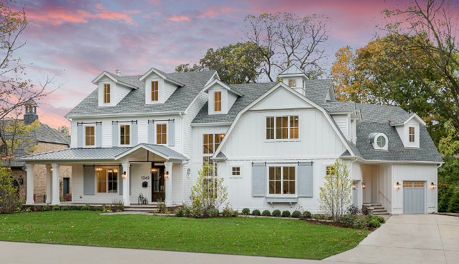 Modern Farmhouse with Gambrel Roof. Modern Farmhouse with Gambrel Roof. Modern Farmhouse with Gambrel Roof #ModernFarmhouse #GambrelRoof