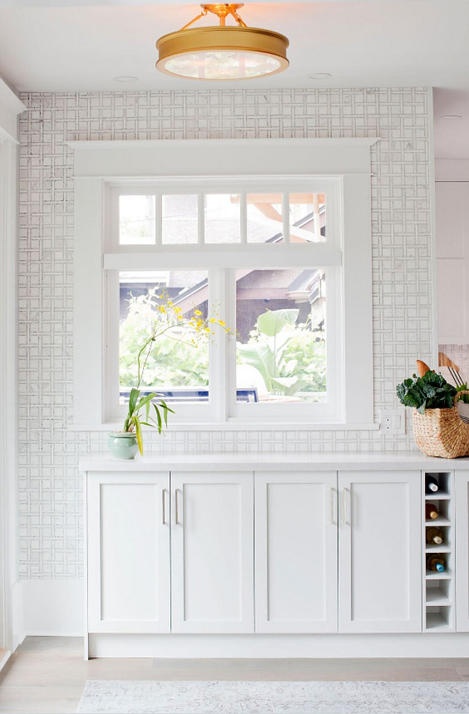 Shaker cabinet. White shaker cabinet. Kitchen with shaker cabinet. Kitchen with white shaker cabinet