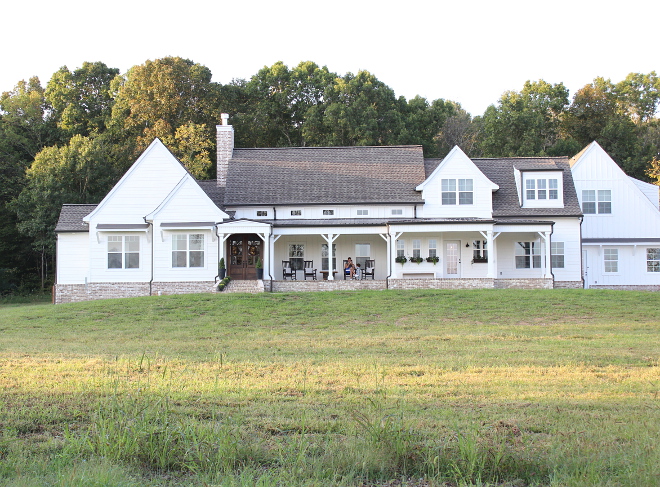 White Farmhouse Paint Color Alabaster White Sherwin Williams Best White Farmhouse Paint Color Alabaster White Sherwin Williams Beautiful Homes of Instagram Home Bunch