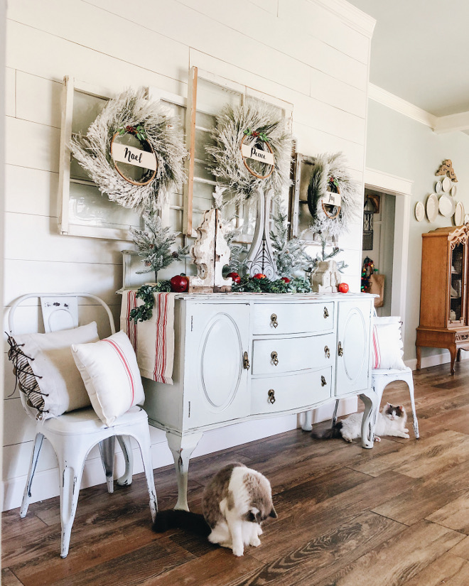 Farmhouse Christmas Foyer with Shiplap Farmhouse Christmas Foyer with Shiplap Ideas Farmhouse Christmas Foyer with Shiplap