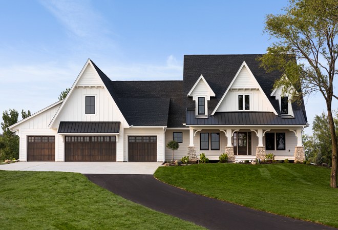 Four car garage home exterior Four car garage home exteriors Four car garage home exterior design ideas #fourcargaragehome #fourcargaragehomeexterior