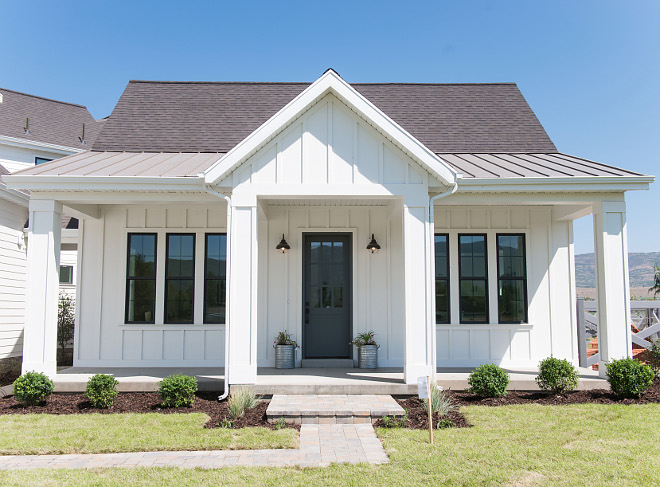 Board and batten cottage Modern Farmhouse Board and batten cottage Board and batten cottage