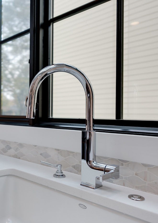 Delta 3553LF- Vero two handle widespread lavatory faucet