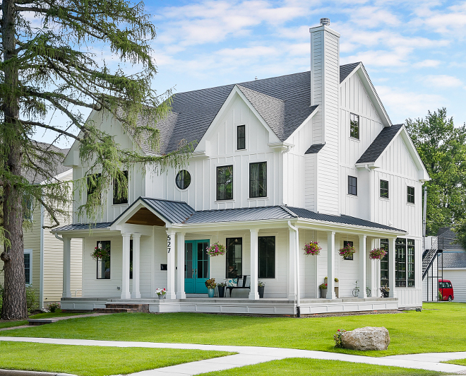 Newly-Built Board and Batten Modern Farmhouse Newly-Built Board and Batten Modern Farmhouse