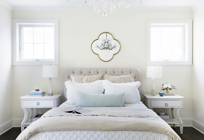 Linen White by Benjamin Moore 912 Wall Color Linen White by Benjamin Moore 912