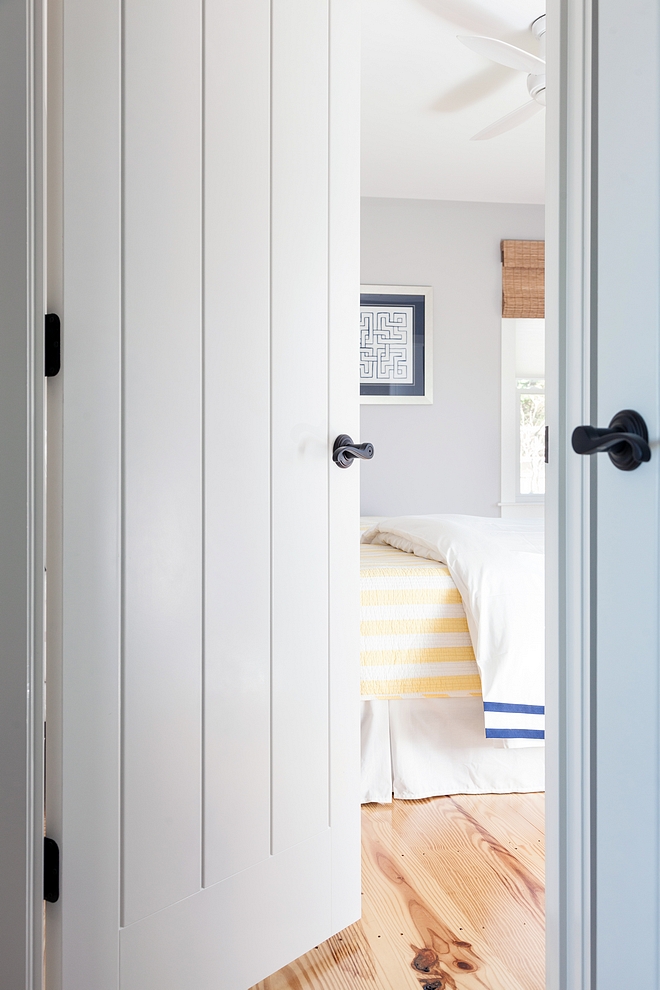 Benjamin Moore, OC-13, ‘Soft Chamois’ Benjamin Moore, OC-13, ‘Soft Chamois’ wall color