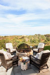 Cape Cod Shingle Beach House - Home Bunch Interior Design Ideas