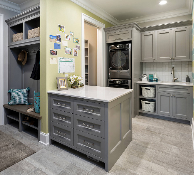 Mudroom laundry room with peninsula island layout Mudroom laundry room with peninsula island layout ideas