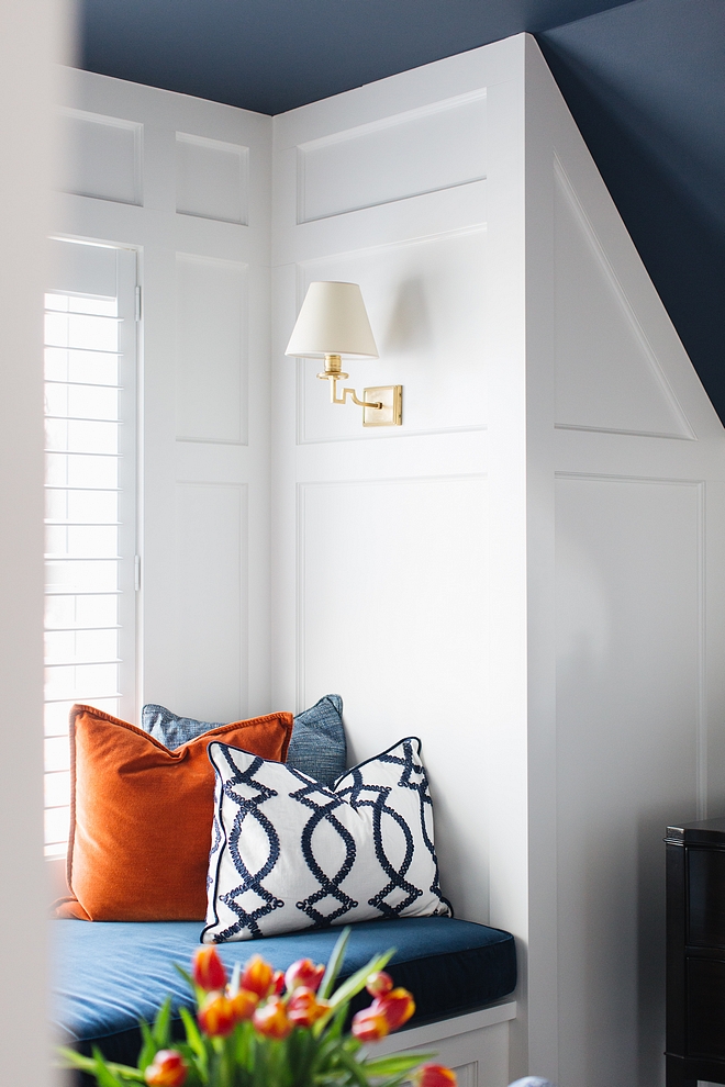 Benjamin Moore Newburyport Blue HC-155 Navy blue ceiling paint color Benjamin Moore Newburyport Blue HC-155 Benjamin Moore Newburyport Blue HC-155