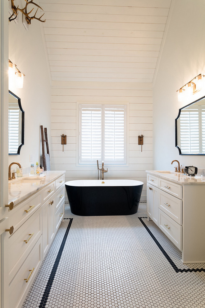 Benjamin Moore Chantilly Lace Shiplap wall shiplap ceiling Vaulted Ceiling Shiplap Benjamin Moore Chantilly Lace Benjamin Moore