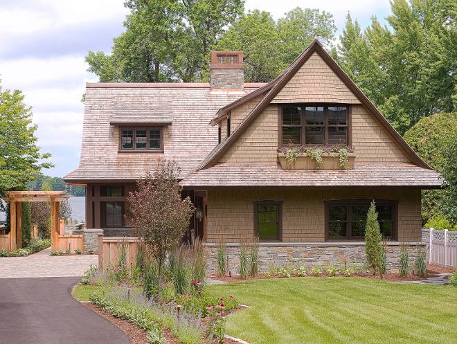 Lakehouse Exterior