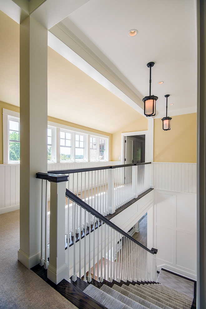 Craftsman-style Staircase Cottage Craftsman-style Staircase Ideas Craftsman-style Staircase Design Craftsman-style Staircase Runner lighting source on Home Bunch