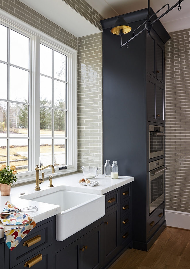 Benjamin Moore Midnight Oil 1631 Cabinet Kitchen cabinet Benjamin Moore Midnight Oil 1631 Benjamin Moore Midnight Oil 1631 #BenjaminMooreMidnightOil1631 #BenjaminMooreMidnightOil #BenjaminMoore #MidnightOil #BenjaminMoore #paintcolor