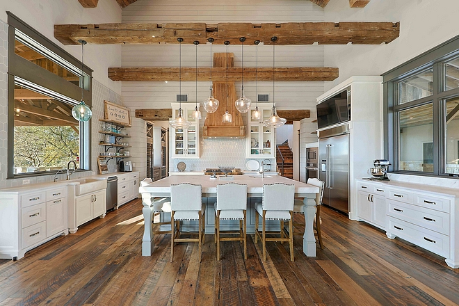 Large farmhouse kitchen with great cabinet layout