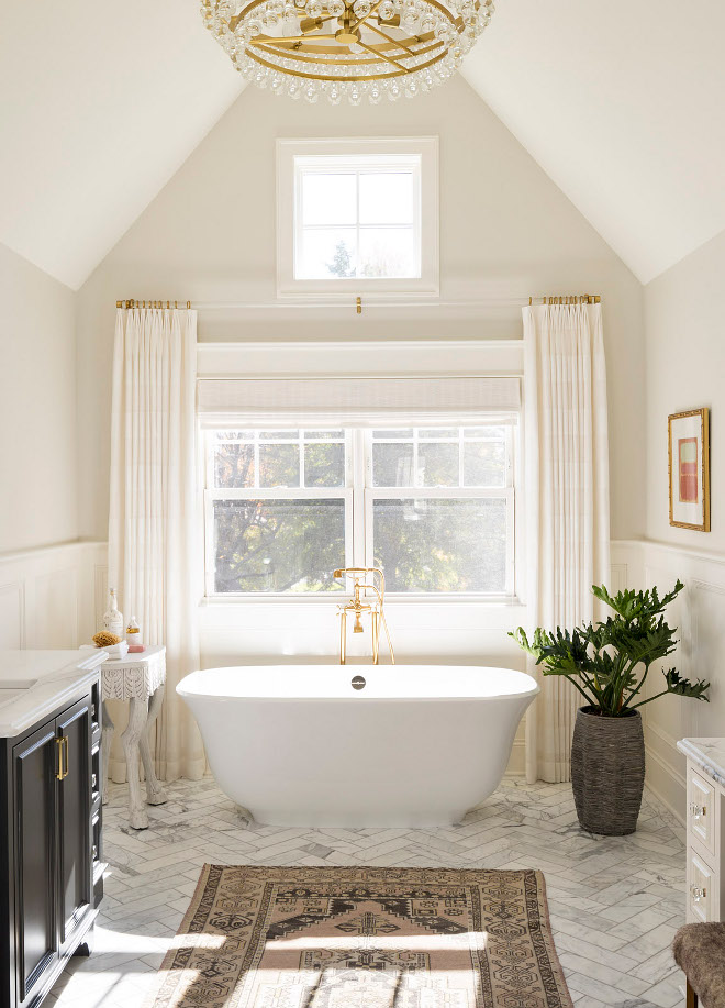 Benjamin Moore Classic Gray OC-23 Neutral Bathroom Paint Color Benjamin Moore Classic Gray OC-23 Best paint color for bedrooms and bathrooms Benjamin Moore Classic Gray OC-23 Benjamin Moore Classic Gray OC-23 #BenjaminMooreClassicGray