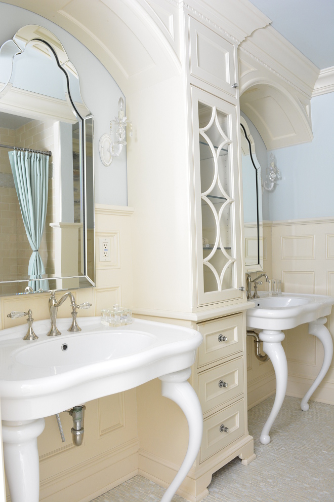 Creamy white bathroom Traditional Creamy white bathroom Creamy white bathroom design Creamy white bathroom Creamy white bathroom #Creamywhitebathroom #Creamwhitebathroom #creamywhite #bathroom