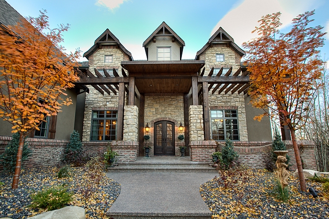 Exterior features Cedar post, shutters, and detailing w/ walnut stain home exterior Exterior features Cedar post, shutters, and detailing w/ walnut stain #Exterior #Cedarpost #shutters #walnutstain