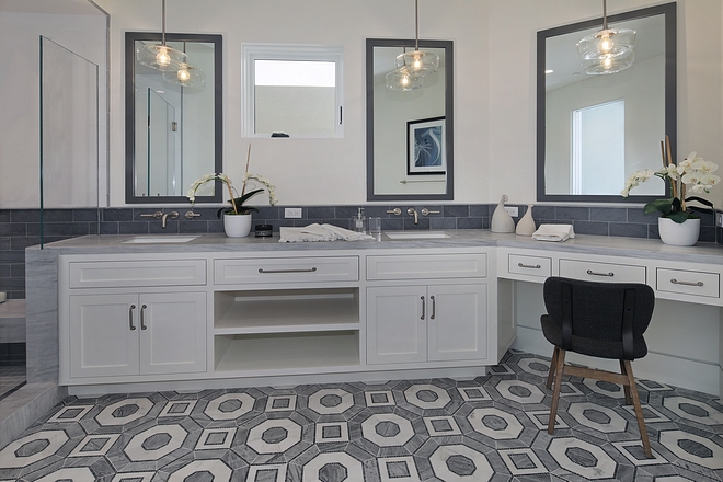 White and Grey Bathroom Color Scheme Ideas White and Grey Bathroom Color Scheme White and Grey Bathroom Tiles #WhiteandGrey #Bathroom #ColorScheme